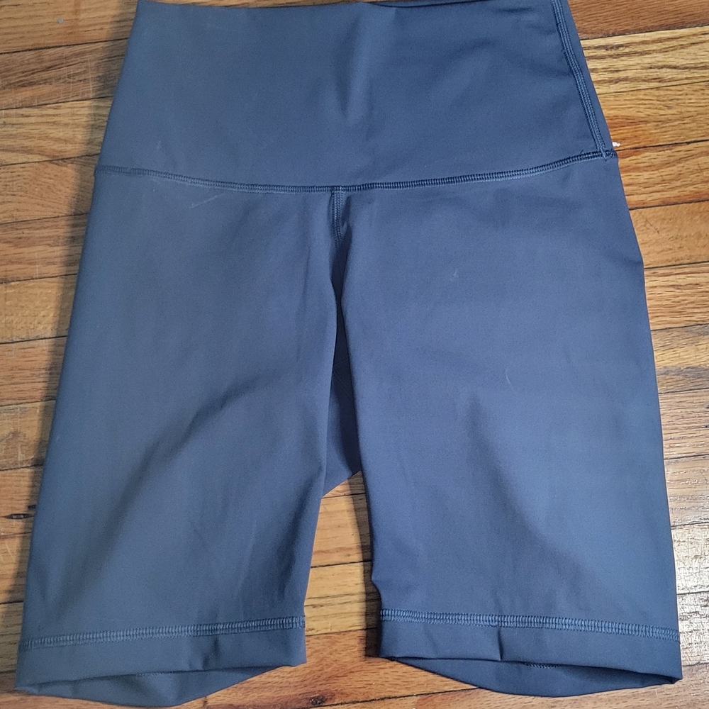 Everlane Women's Navy Bike Shorts